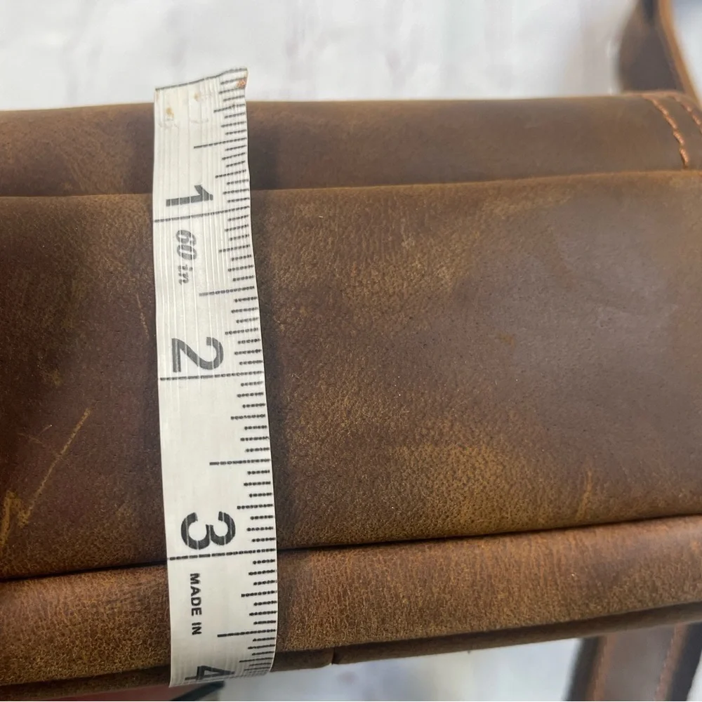 Ring Sun NWOT Hand Crafted Leather Messenger Bag